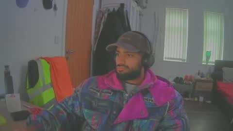 Yash online show from December 4, 8:34 am