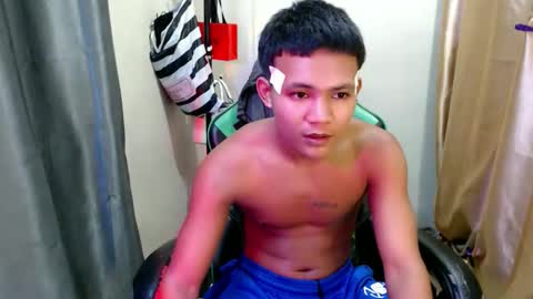 pinoy_fucker18 online show from May 18, 5:35 am