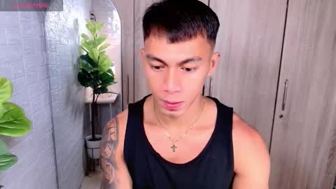 Snapshot of pinoymilker chatting on September 27, 11:41 am ethan online show from September 27, 11:41 am