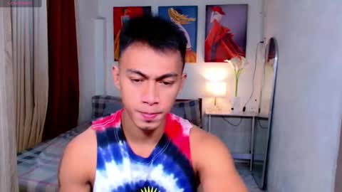 Snapshot of pinoymilker chatting on February 9, 9:05 am ethan online show from February 9, 9:05 am