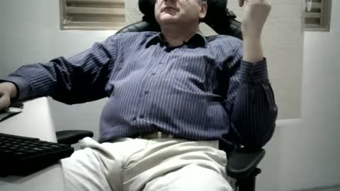 piovesanes online show from December 9, 8:18 pm