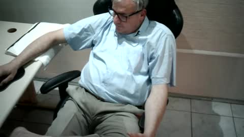 piovesanes online show from October 10, 1:10 am