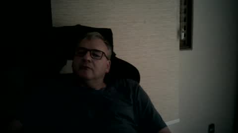 piovesanes online show from December 25, 2:25 am