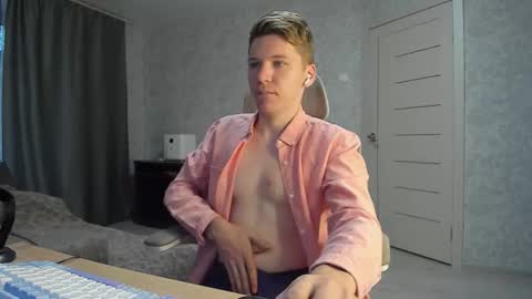 Pierre online show from October 25, 7:21 am