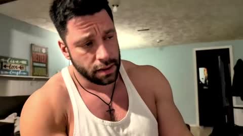 pizza_biceps online show from May 6, 4:24 am
