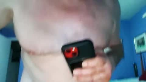 Snapshot of pleaser27188 chatting on October 18, 6:18 am pleaser27188 online show from October 18, 6:18 am