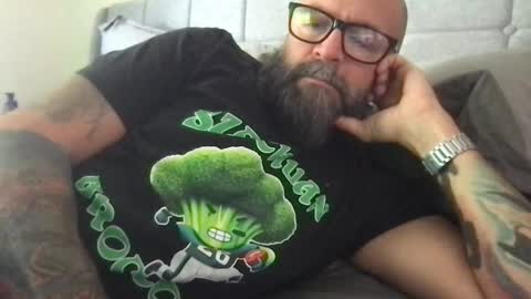 PleaseSitOnMyCock online show from November 17, 5:27 pm