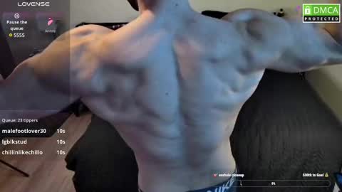 wickedcurv online show from February 14, 6:45 am