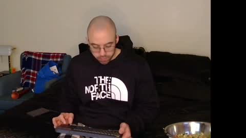 wickedcurv online show from December 4, 7:17 am