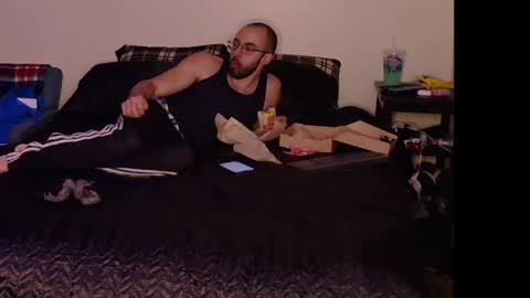 wickedcurv online show from December 3, 7:08 am