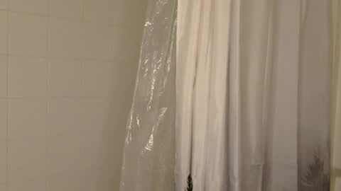 wickedcurv online show from December 6, 6:04 am