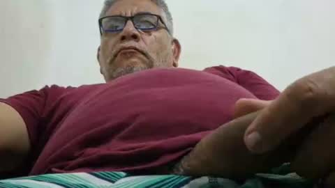 poli online show from February 20, 5:04 am