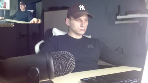 Poliglot online show from December 17, 9:32 pm