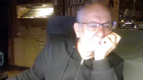 pomme1949 online show from February 17, 10:07 am