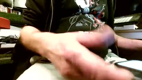 pose44600 online show from April 4, 4:04 pm