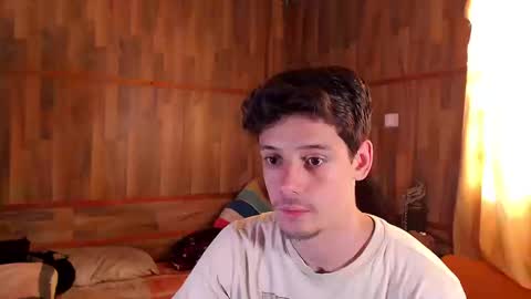 chris independent  online show from March 12, 10:06 pm