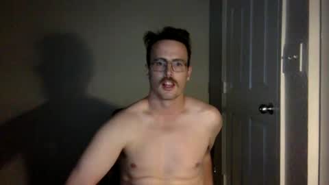 Snapshot of pphoto_95 chatting on February 20, 3:45 am Redd online show from February 20, 3:45 am