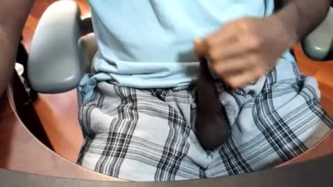 pr0n1989 online show from December 16, 4:47 pm