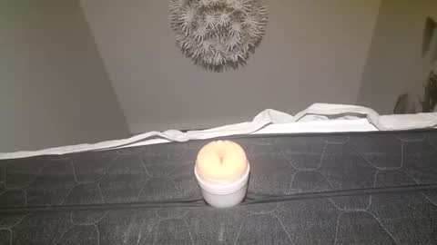 precummilker online show from December 30, 2:19 pm