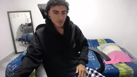 Plux online show from March 25, 5:44 am