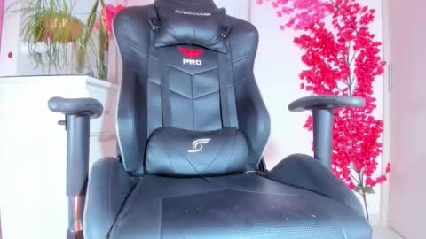 PRESSURE online show from March 27, 8:59 am