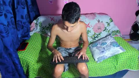 PRESSURE online show from February 9, 8:08 am