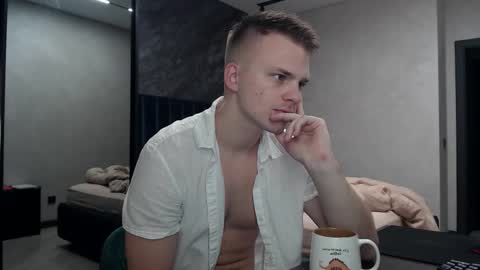 Snapshot of pretty_sweety chatting on October 20, 5:39 pm Justin online show from October 20, 5:39 pm