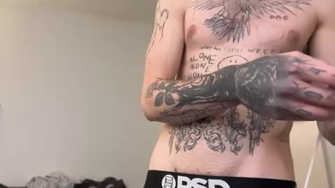pretty boy online show from May 29, 5:06 am