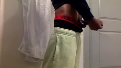 prettydickboyy online show from November 20, 1:27 am