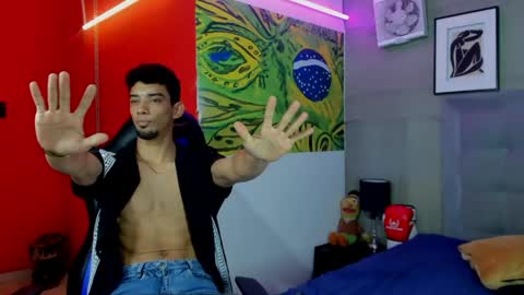 prince_arthur77 online show from April 17, 2:31 pm