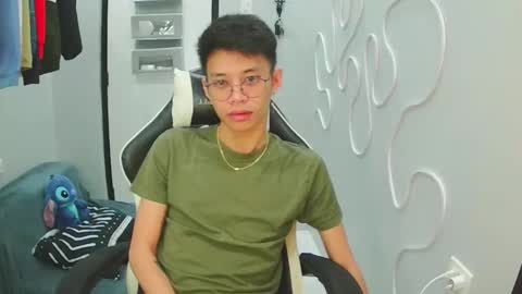 prince_harrison online show from March 18, 5:49 pm