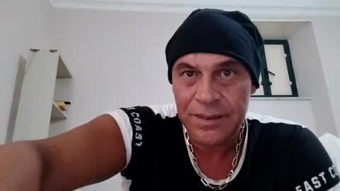 privatetour369 online show from June 14, 9:33 am