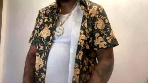 UncutSpaniishpapii online show from September 11, 9:30 am