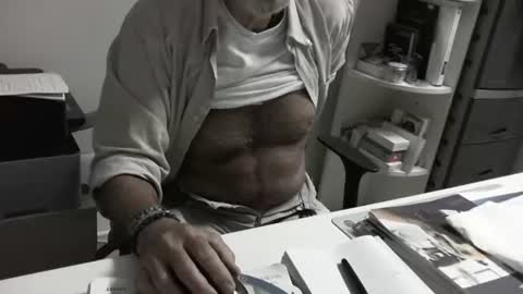 mature hairy guy online show from September 10, 6:28 pm