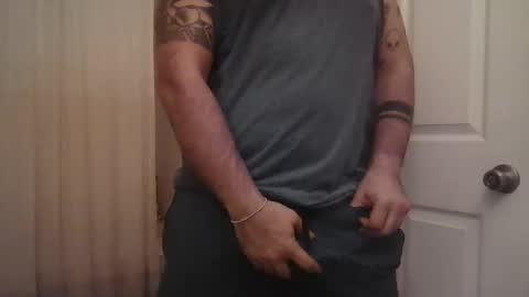 proseccopapi23 online show from April 20, 3:20 am