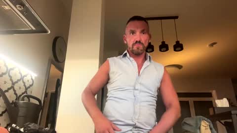 Snapshot of publicnakedtom chatting on February 16, 2:33 am publicnakedtom online show from February 16, 2:33 am