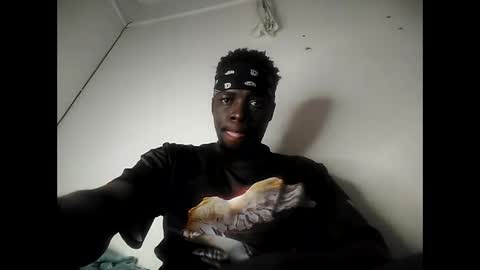 Snapshot of pureblack_ chatting on October 10, 9:58 am Pureblack online show from October 10, 9:58 am