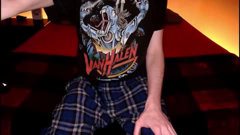 pussylover2182 online show from March 24, 4:39 am