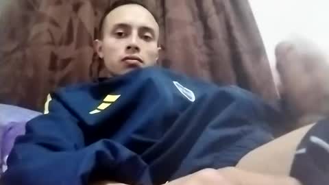 quennl online show from April 29, 11:22 pm