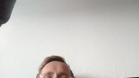 quetequeres online show from December 17, 7:48 am