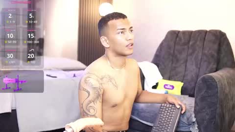 rafa_cruz online show from November 13, 1:27 pm