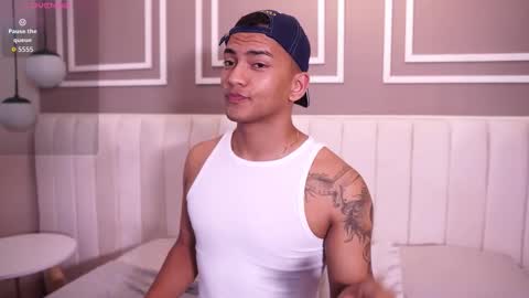 rafa_cruz online show from February 19, 1:07 pm