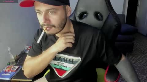 ragnar_lothbrok77 online show from December 18, 11:01 pm