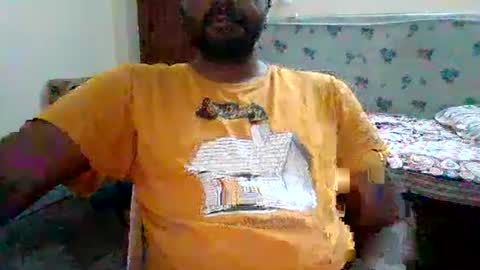 I Am what I Am online show from January 6, 9:00 pm