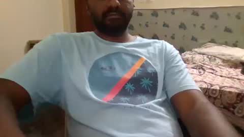 I Am what I Am online show from January 22, 8:49 pm