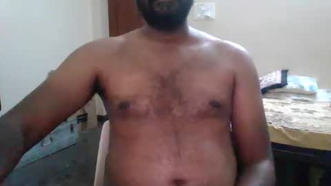 I Am what I Am online show from February 7, 9:48 pm