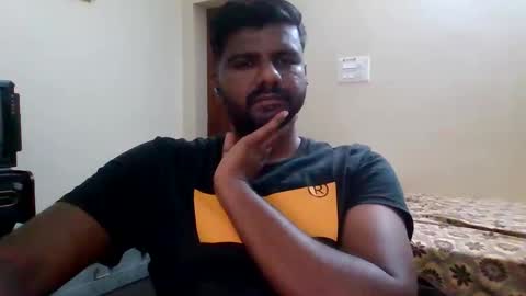 I Am what I Am online show from December 12, 10:42 pm