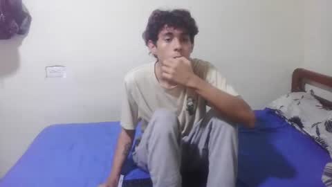 rami_hot0 online show from June 14, 6:43 pm
