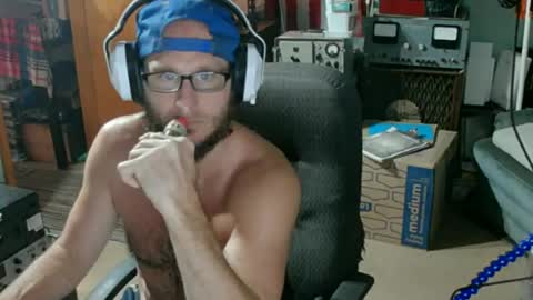 Randall online show from July 17, 11:22 pm