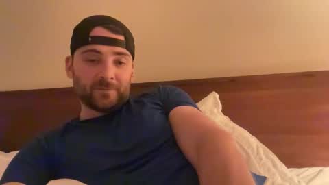 randomdude5950 online show from May 18, 1:46 am